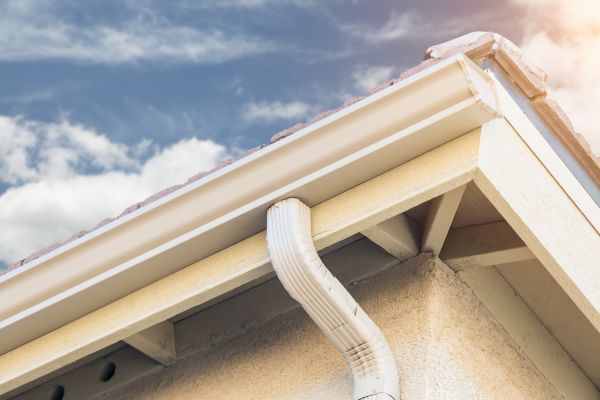 Seamless Gutter Replacement in Granger
